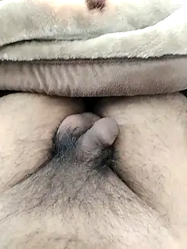 luckylads0037 online show from 17, 12, 2025