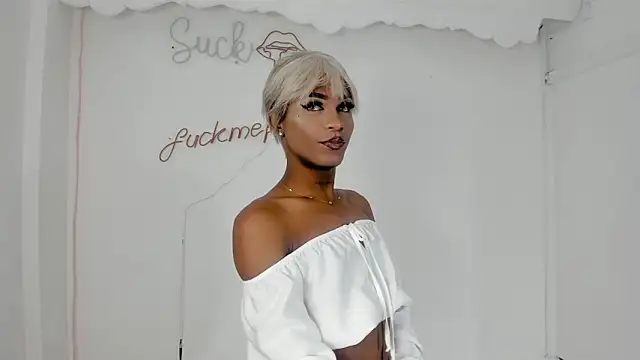 Snapshot of Keila_Mendoza chatting on 5, 6, 2026 Keila Mendoza online show from 5, 6, 2026
