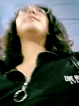 lara moon25 online show from 29, 12, 2024