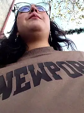 lara moon25 online show from 19, 12, 2025