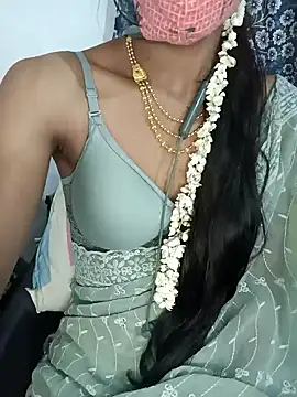 Snapshot of Miakhalifatamil chatting on 19, 1, 2025 Miakhalifatamil online show from 19, 1, 2025