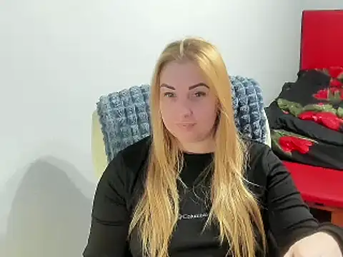 SkarletXDream online show from 12, 2, 2025