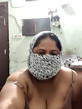 Snapshot of Bbw_Juice_Wife chatting on 9, 9, 2025 Bbw Juice Wife online show from 9, 9, 2025