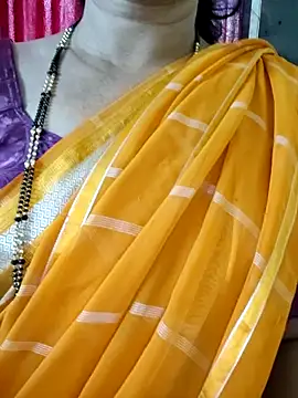Snapshot of anuradha1432 chatting on 17, 6, 2026 anuradha1432 online show from 17, 6, 2026