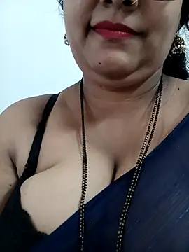 Snapshot of Nyra-23 chatting on 17, 9, 2025 Nyra-23 online show from 17, 9, 2025