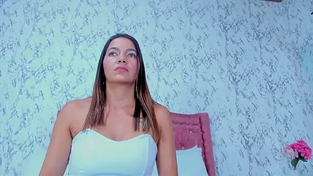 Mia Malkovaa  online show from 19, 2, 2026