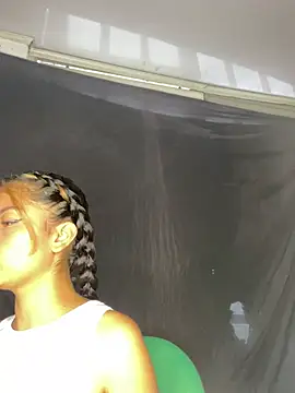 baby lizy online show from 25, 2, 2025