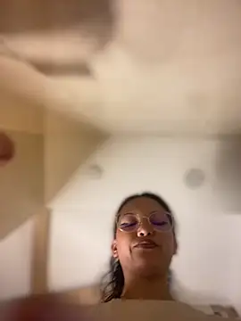 baby lizy online show from 30, 6, 2026