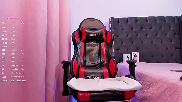 aronvillegas online show from 6, 12, 2024