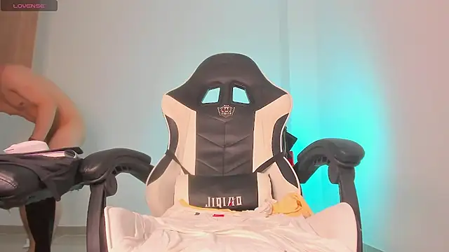 ander xoxo online show from 28, 12, 2024