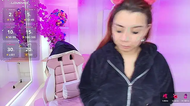 Snapshot of Gabby_evanns chatting on 14, 10, 2025 Gabby evanns online show from 14, 10, 2025