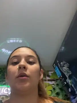 Snapshot of AbbyxWayne chatting on 9, 4, 2026 AbbyxWayne online show from 9, 4, 2026