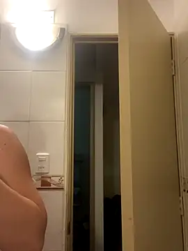 WhiteWomen online show from 17, 11, 2025