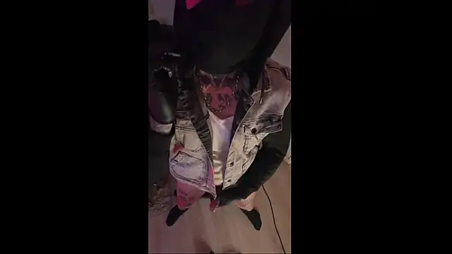 Snapshot of LuggiJack chatting on 1, 1, 2025 LuggiJack online show from 1, 1, 2025