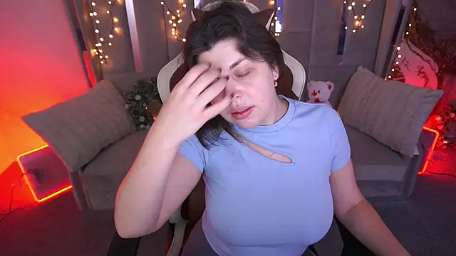 MirandaWong online show from 8, 2, 2026