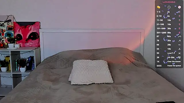 LittleKiitten online show from 13, 9, 2025