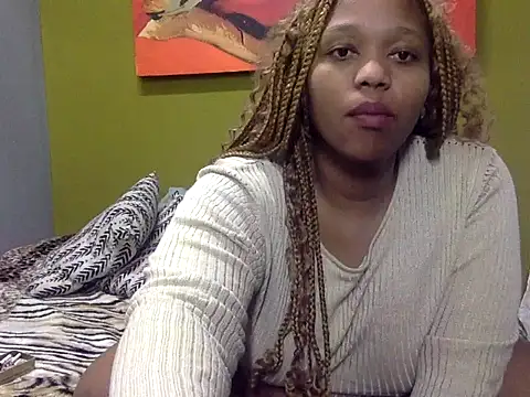 GoldenPussyXOXO online show from 28, 10, 2025