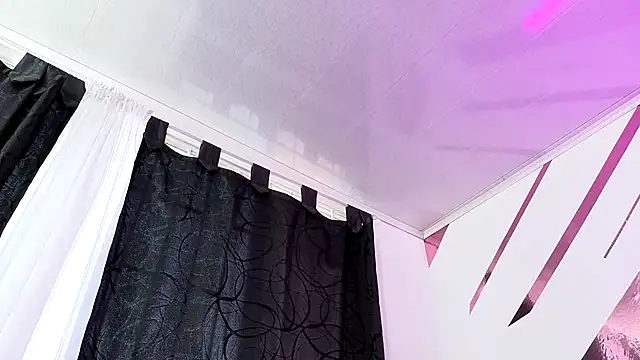 Snapshot of Kitten_Hot_ chatting on 30, 10, 2025 Kitten Hot online show from 30, 10, 2025