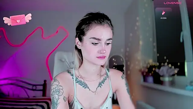 Snapshot of _Ravenaa chatting on 4, 12, 2024 Ravenaa online show from 4, 12, 2024