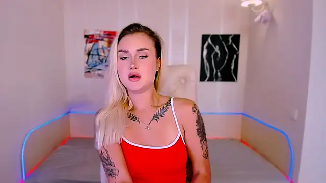 Snapshot of _Ravenaa chatting on 19, 9, 2025 Ravenaa online show from 19, 9, 2025