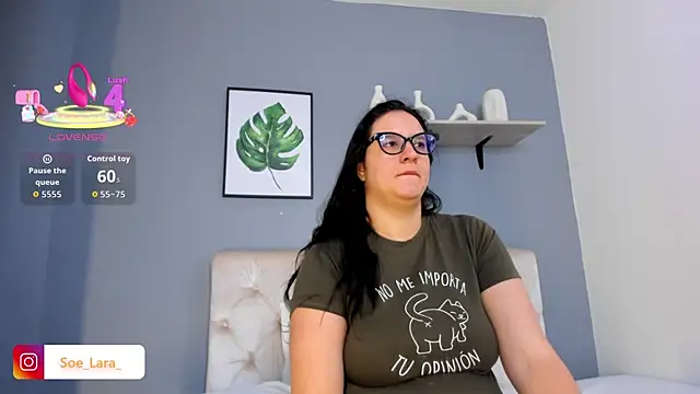 Snapshot of Soe_Lara chatting on 18, 10, 2025 Soe Lara online show from 18, 10, 2025
