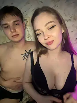 Snapshot of Family-Mm1 chatting on 29, 3, 2026 Family-Mm1 online show from 29, 3, 2026