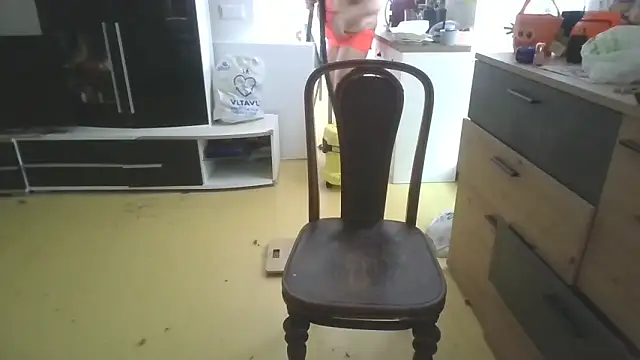 Meliss Official9 online show from 11, 11, 2025