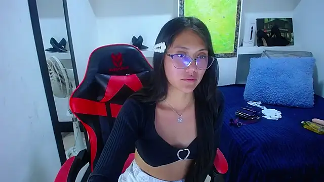 Catalehia Milk online show from 18, 1, 2025