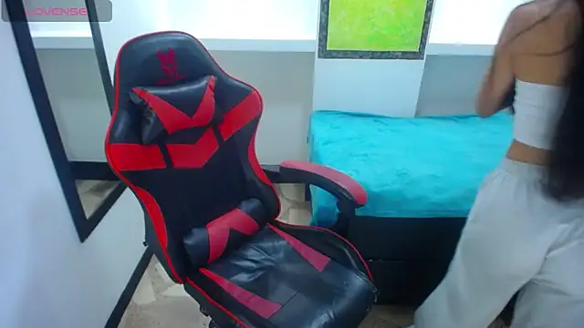 Catalehia Milk online show from 26, 2, 2025