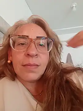 Snapshot of karlabarrera chatting on 7, 5, 2026 karlabarrera online show from 7, 5, 2026