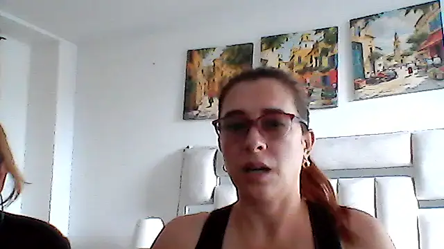 Snapshot of karlabarrera chatting on 8, 7, 2026 karlabarrera online show from 8, 7, 2026