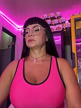 Hot beauty   online show from 5, 2, 2026