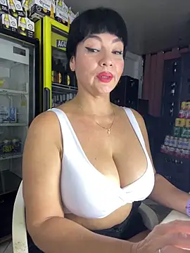 Hot beauty   online show from 1, 5, 2026