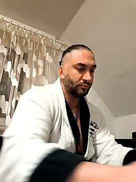 Snapshot of NewyorkDimi chatting on 22, 12, 2024 NewyorkDimi online show from 22, 12, 2024
