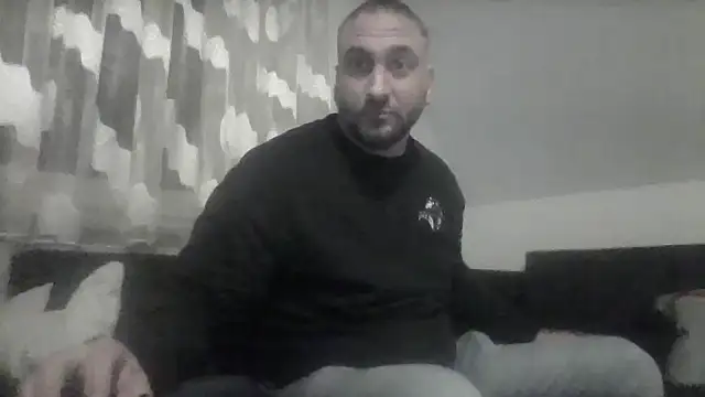 Snapshot of NewyorkDimi chatting on 4, 1, 2025 NewyorkDimi online show from 4, 1, 2025