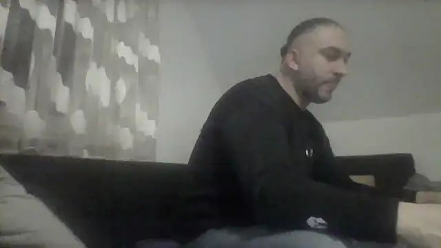 Snapshot of NewyorkDimi chatting on 11, 1, 2025 NewyorkDimi online show from 11, 1, 2025