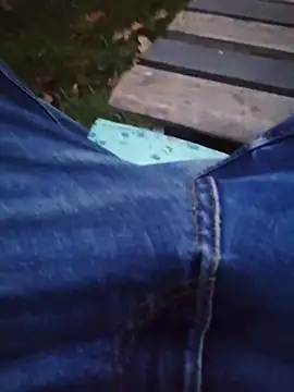 Snapshot of Warumnicht1980 chatting on 11, 10, 2025 Warumnicht1980 online show from 11, 10, 2025