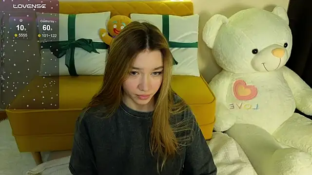 LuxuryGirl   online show from 16, 1, 2025