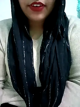 Snapshot of Alia-07 chatting on 3, 12, 2024 Alia-07 online show from 3, 12, 2024