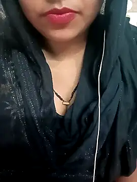 Snapshot of Alia-07 chatting on 9, 12, 2024 Alia-07 online show from 9, 12, 2024