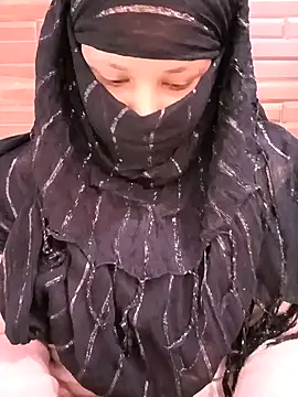 Snapshot of Alia-07 chatting on 18, 12, 2024 Alia-07 online show from 18, 12, 2024