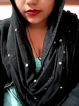 Snapshot of Alia-07 chatting on 20, 12, 2024 Alia-07 online show from 20, 12, 2024