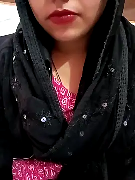 Snapshot of Alia-07 chatting on 26, 12, 2024 Alia-07 online show from 26, 12, 2024