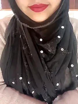 Snapshot of Alia-07 chatting on 9, 2, 2025 Alia-07 online show from 9, 2, 2025