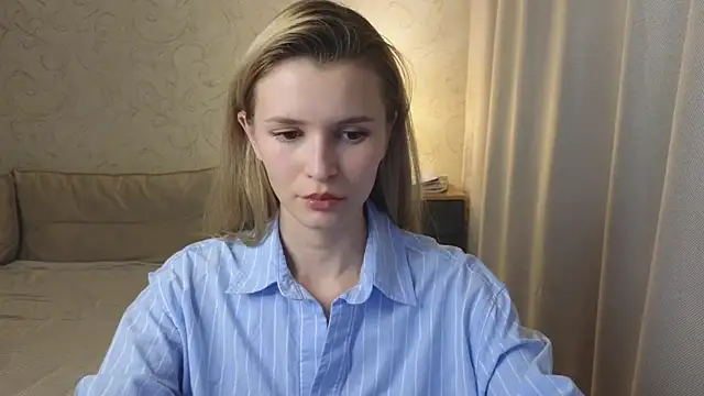 Snapshot of elsa_limerence chatting on 21, 5, 2026 elsa limerence online show from 21, 5, 2026