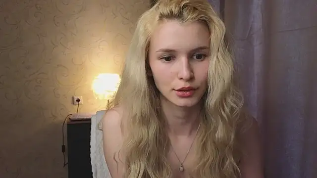 Snapshot of elsa_limerence chatting on 27, 6, 2026 elsa limerence online show from 27, 6, 2026