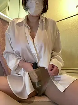 Snapshot of Yukimi- chatting on 17, 3, 2026 Yukimi- online show from 17, 3, 2026