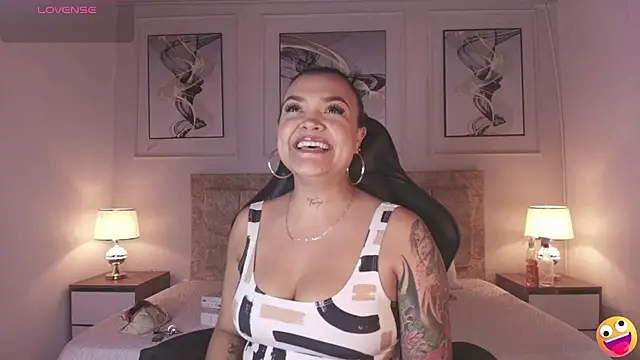 lyn adamns online show from 17, 2, 2025