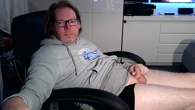 VSteph online show from 4, 10, 2025