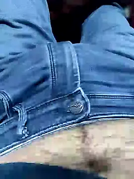 Snapshot of fuckboi2103 chatting on 9, 1, 2025 fuckboi2103 online show from 9, 1, 2025